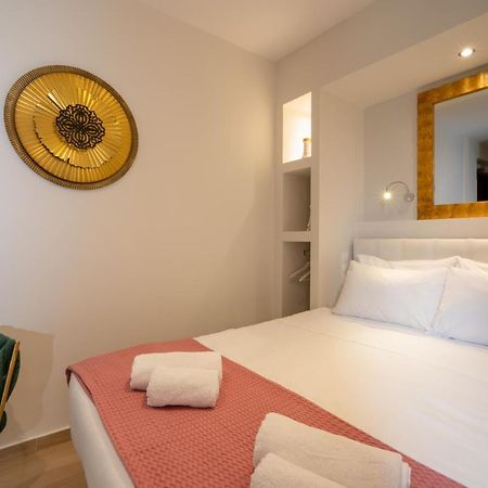 Dema Luxury Suites - Perikleous E1 Athens Ngoại thất bức ảnh