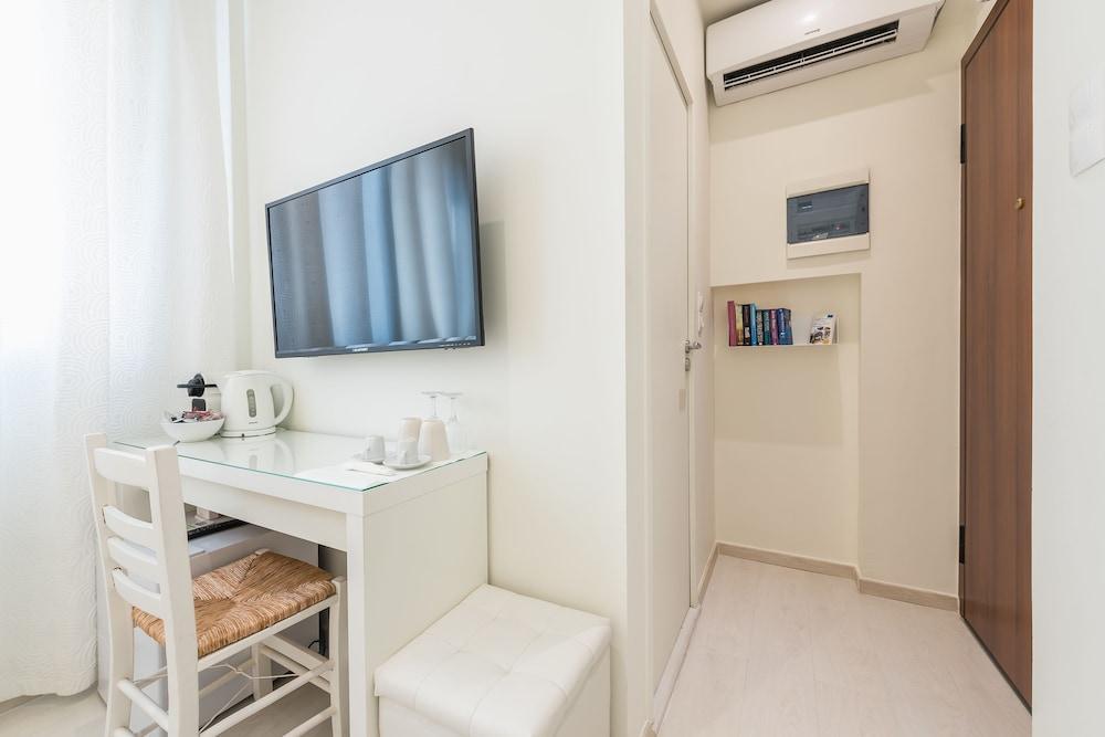 Dema Luxury Suites - Perikleous E1 Athens Ngoại thất bức ảnh